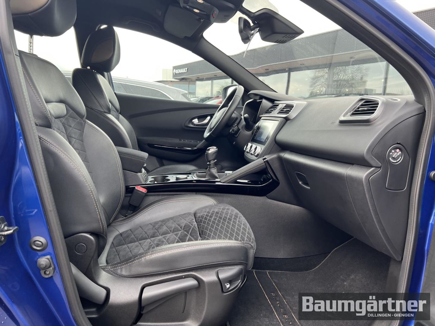 Fahrzeugabbildung Renault Kadjar Black Edition TCe 140 Klima/PDC/Kamera