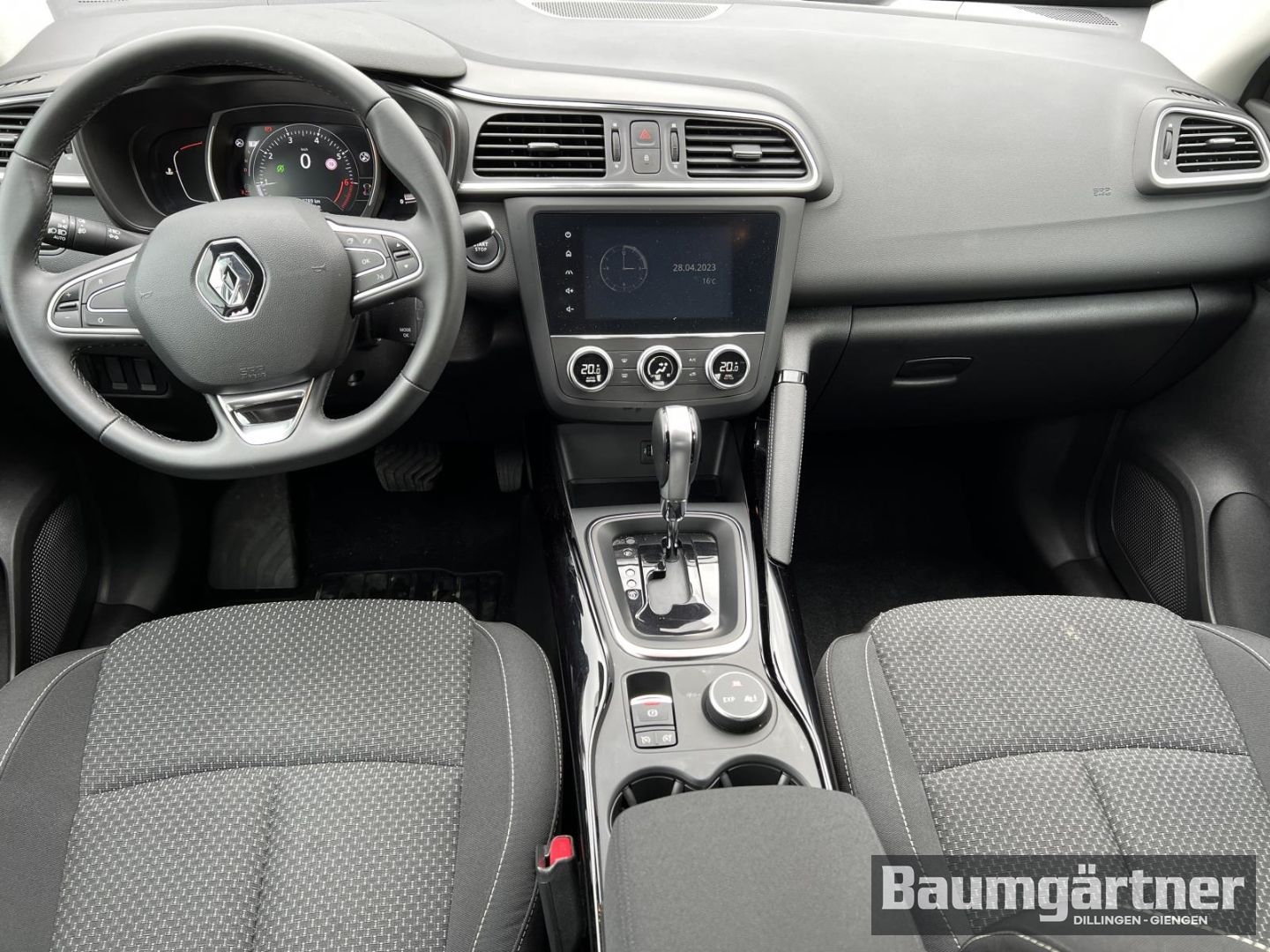 Fahrzeugabbildung Renault Kadjar Zen TCe 140 EDC Klima/PDC/Kamera/Sitzh.