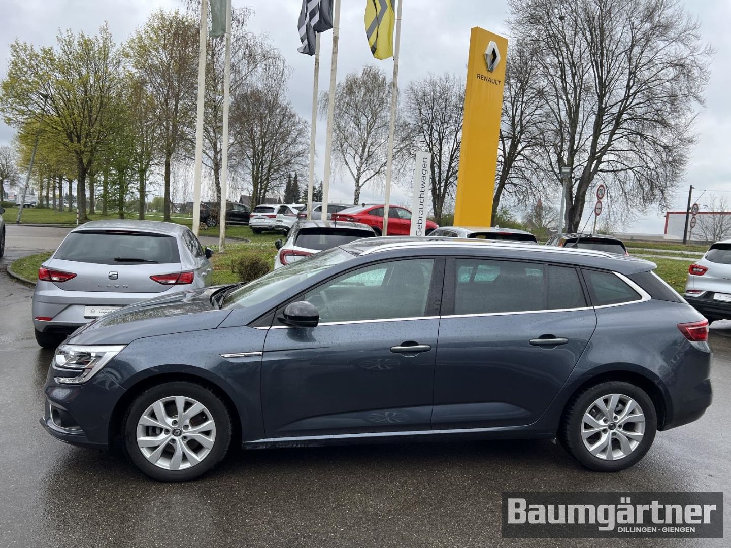 Fahrzeugabbildung Renault Megane Grandtour Limited Deluxe TCe 160 EDC PDC