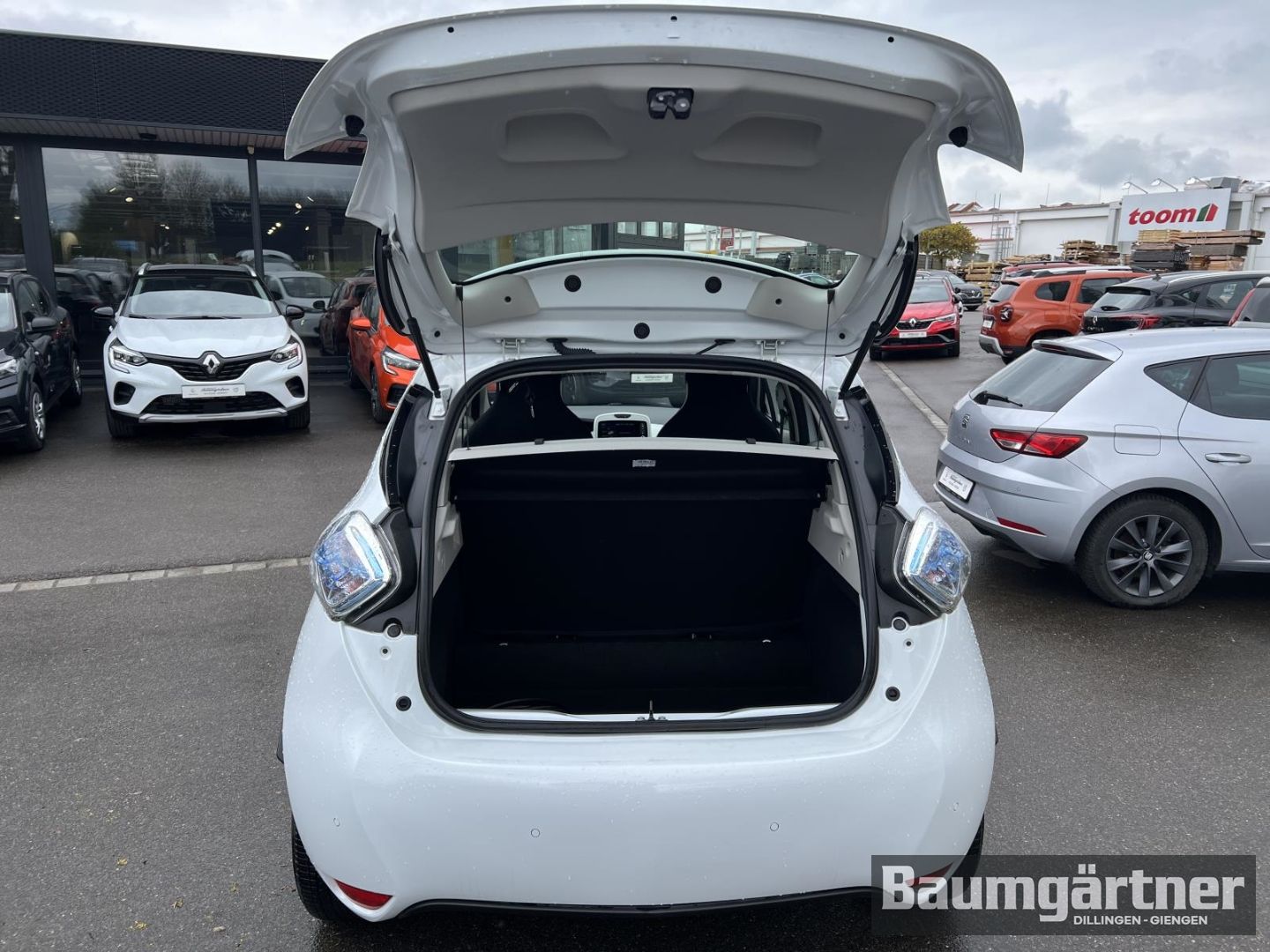 Fahrzeugabbildung Renault ZOE Life Z.E. 40 inkl. Batterie Klima/R-Link/PDC