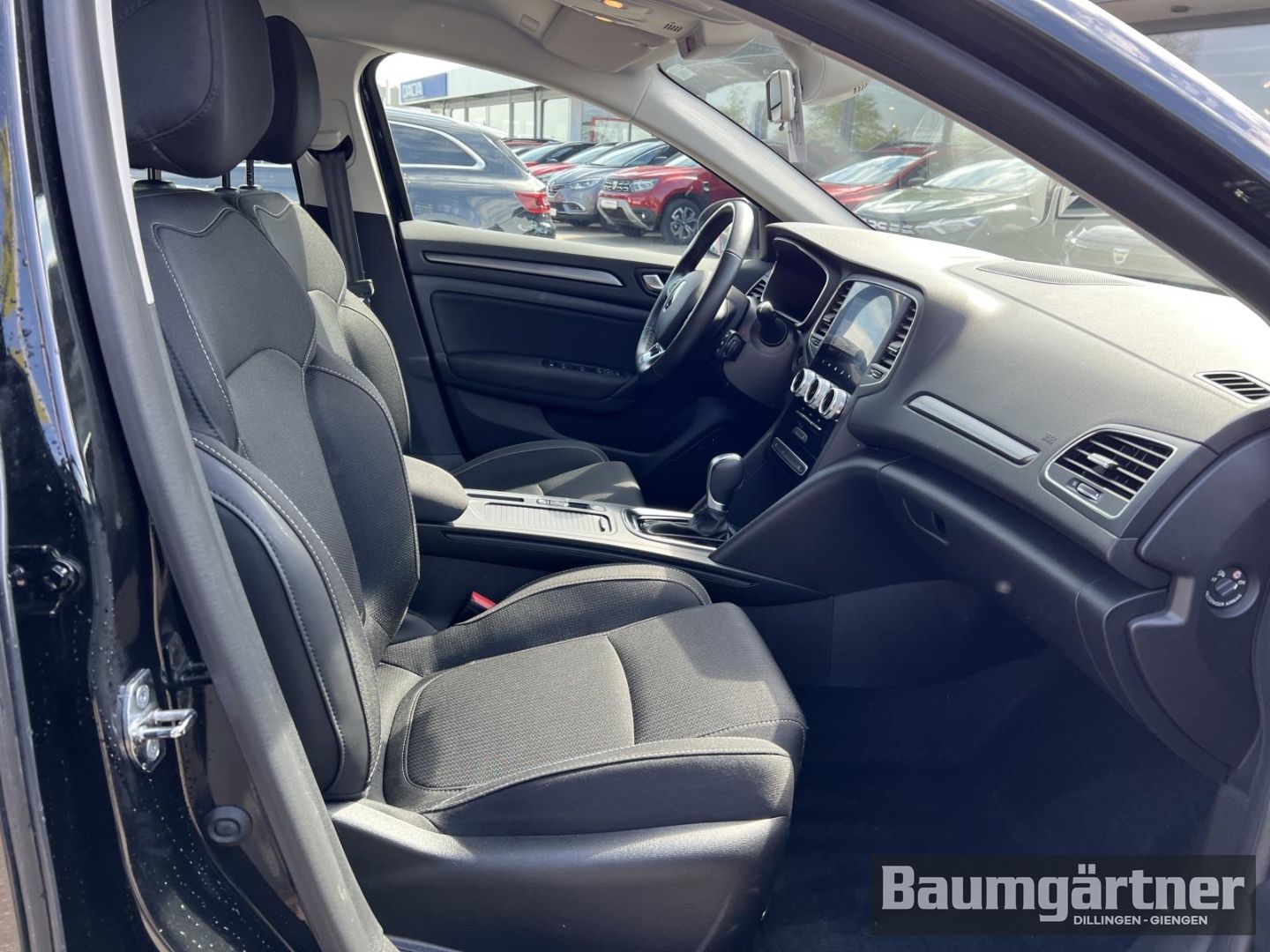 Fahrzeugabbildung Renault Megane Grandtour Zen E-Tech Plug-in Hybrid 160