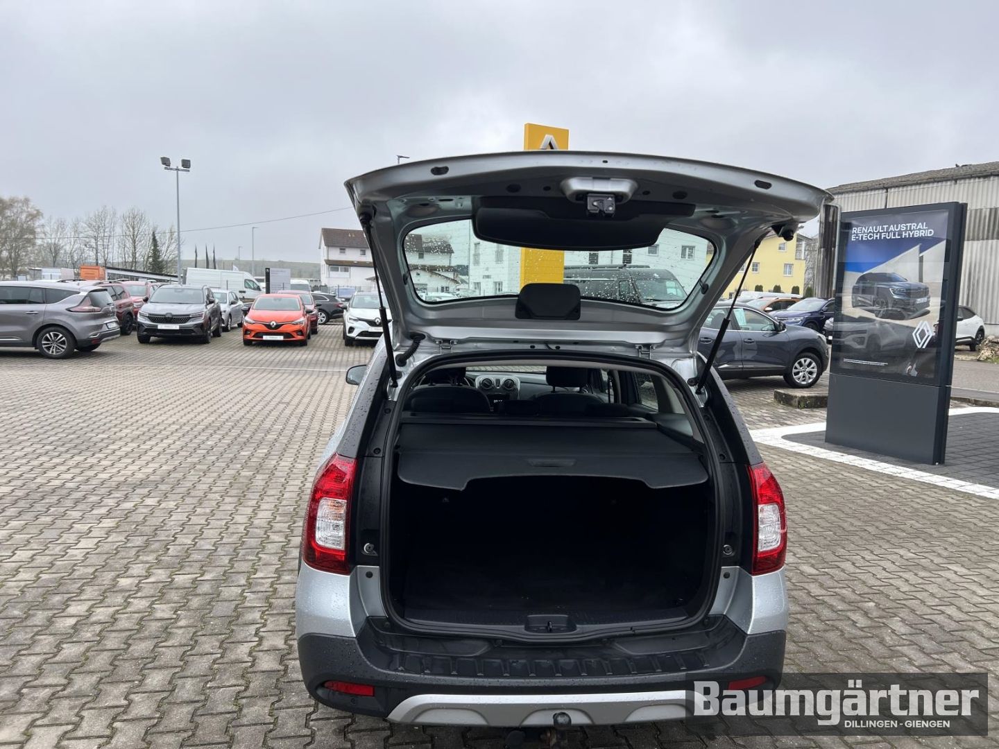 Fahrzeugabbildung Dacia Logan MCV Stepway TCe 90 Media-Nav/Kamera/AHK