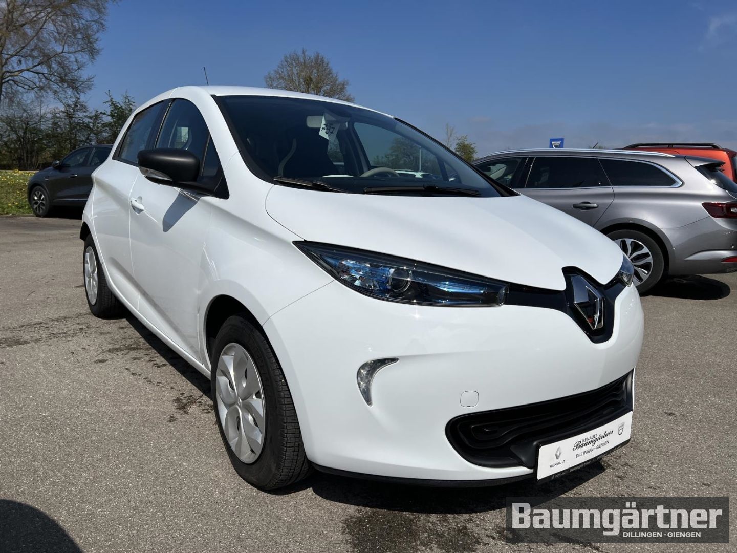 Fahrzeugabbildung Renault ZOE Life Z.E. 40 kWh zzgl. Batteriemiete Klima