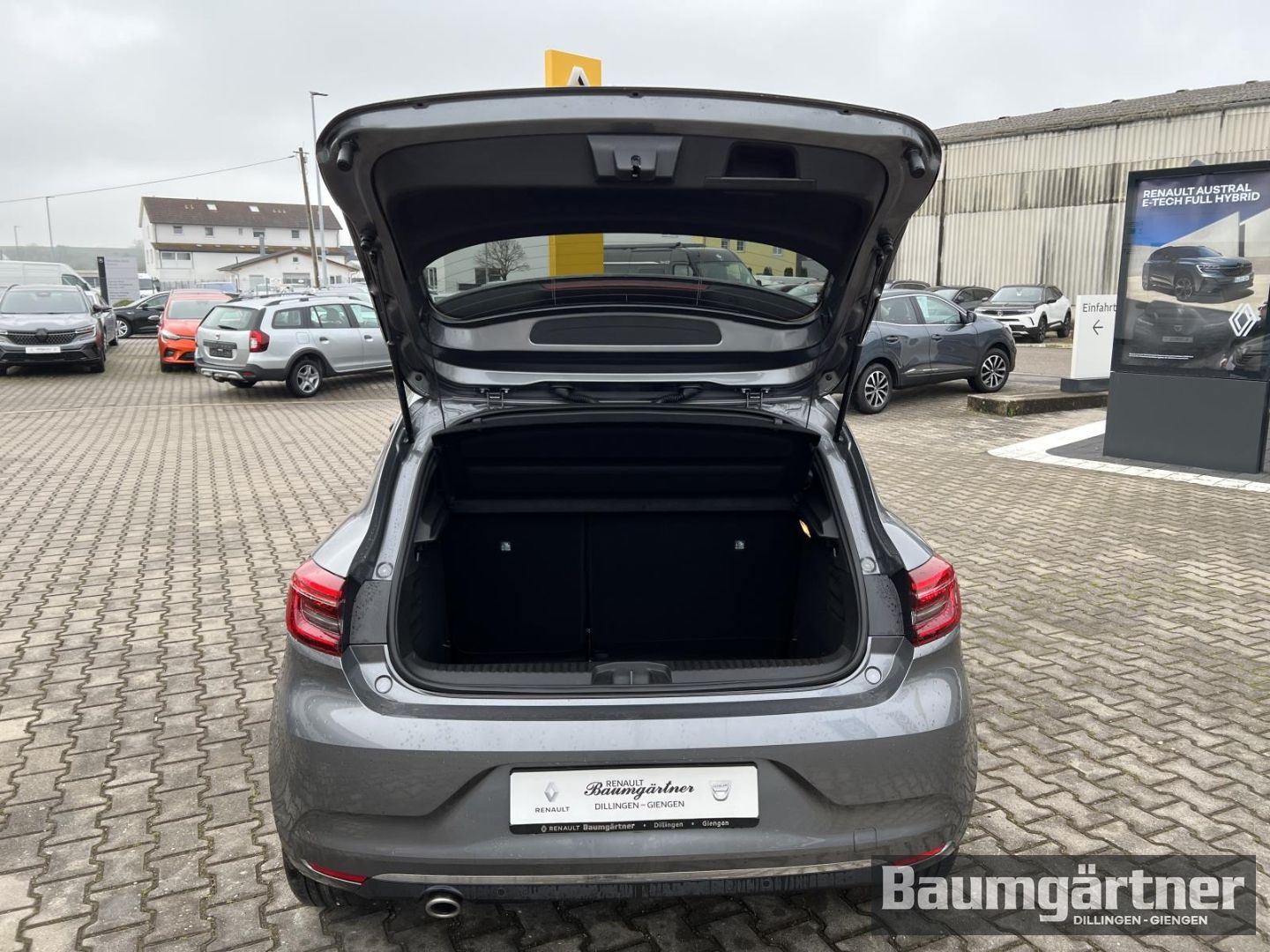 Fahrzeugabbildung Renault Clio Techno TCe 90 Winter-Paket/PDC/Kamera/Navi