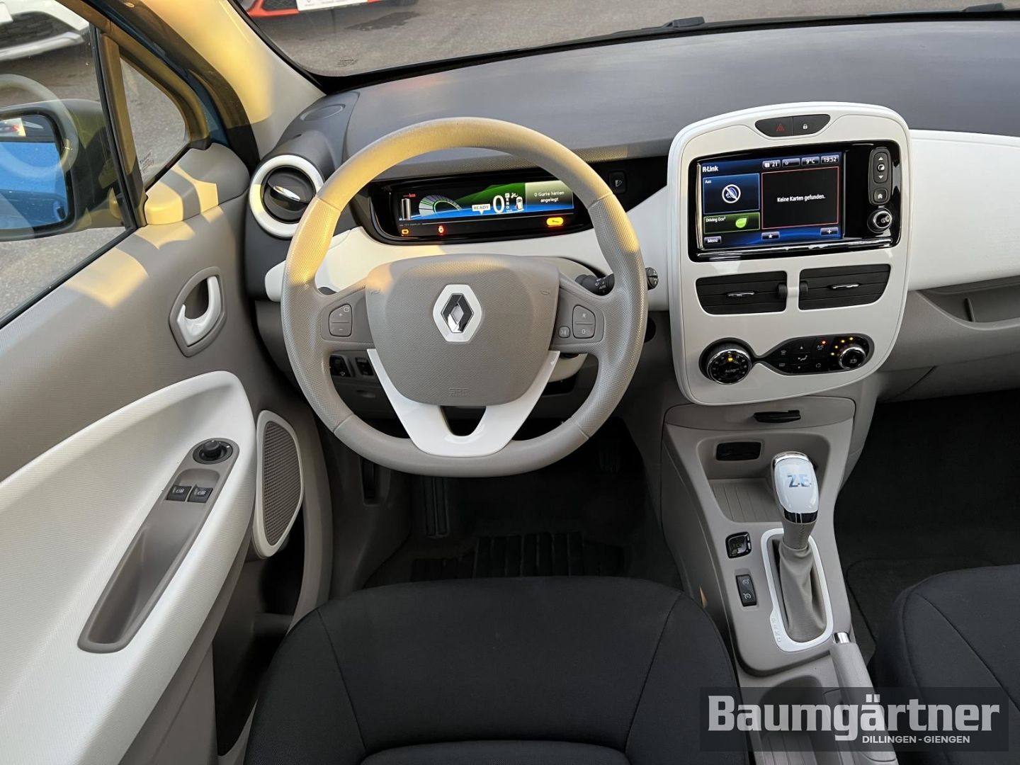 Fahrzeugabbildung Renault ZOE Life Z.E. 40 inkl. Batterie Klima/R-Link/PDC