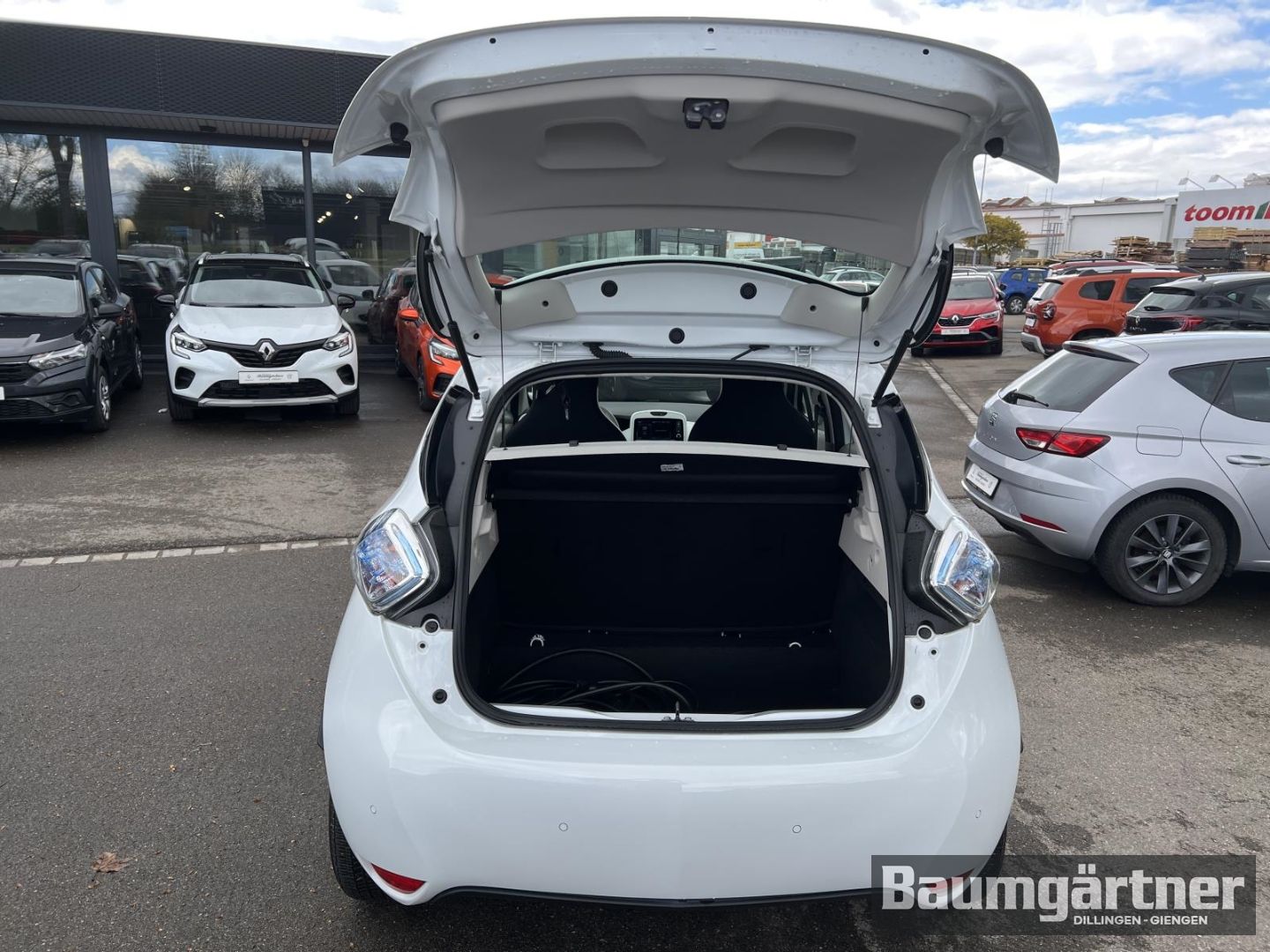 Fahrzeugabbildung Renault ZOE Life Z.E. 40 inkl. Batterie Klima/R-Link/PDC