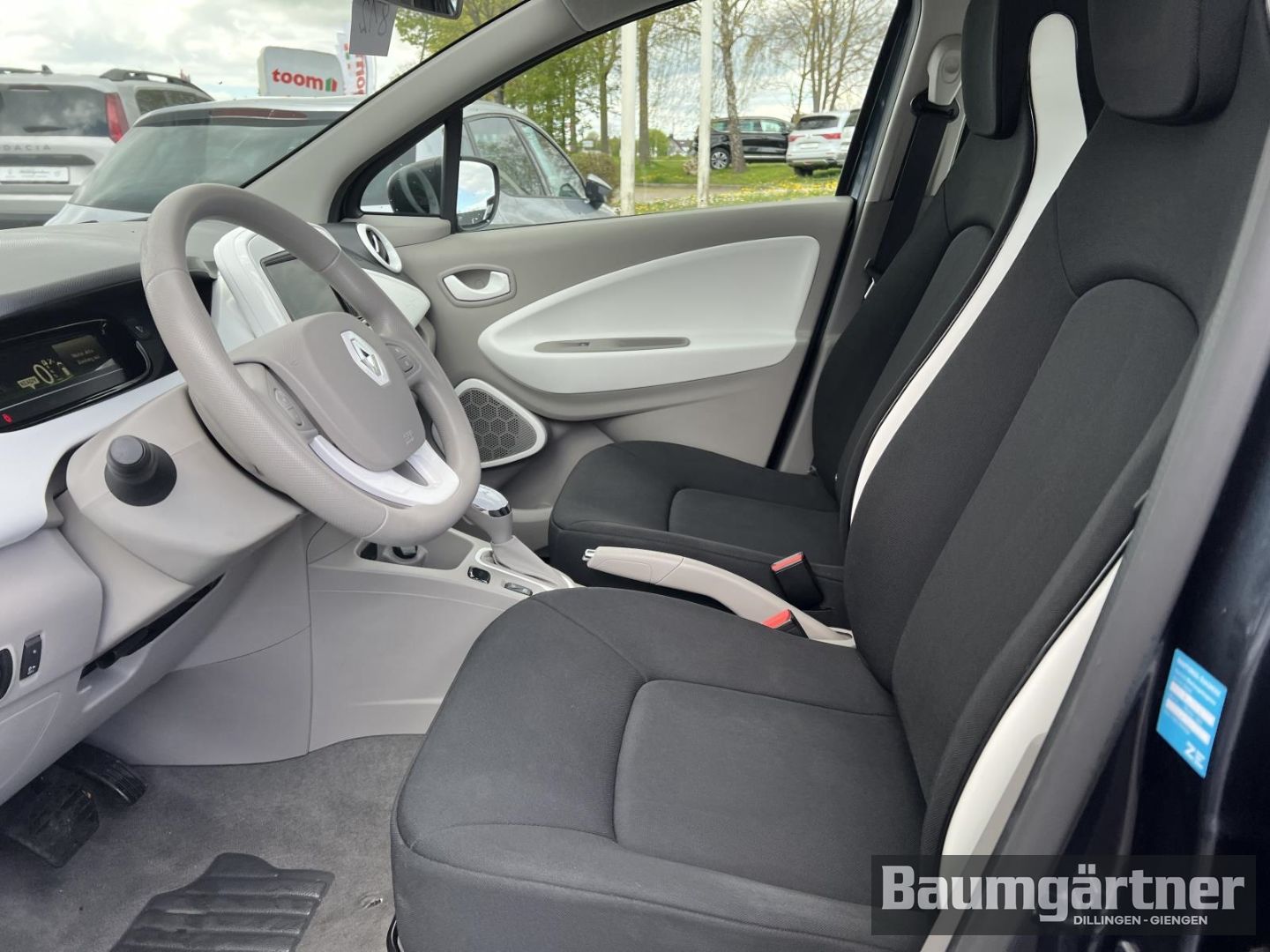 Fahrzeugabbildung Renault ZOE Life Z.E. 40 inkl. Batterie Klima/R-Link/PDC