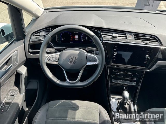 Fahrzeugabbildung Volkswagen Touran Highline 1.5 TSI EVO ACT 150 DSG 7-Sitze