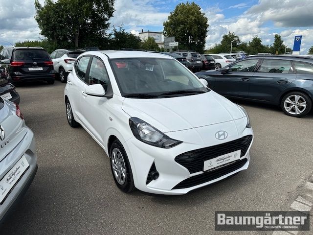 Fahrzeugabbildung Hyundai i10 Trend 1.0 MPi 67 4-Pers. Klima/Sitzheizung