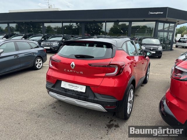 Fahrzeugabbildung Renault Captur Evolution TCe 140 EDC KLIMAA./NAVI/PDC/GJ