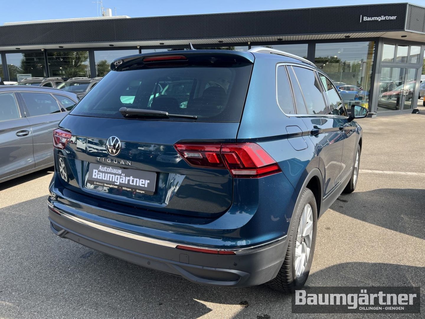 Fahrzeugabbildung Volkswagen Tiguan Move 1.5 TSI DSG Sitzheizung/AHK einkl./K