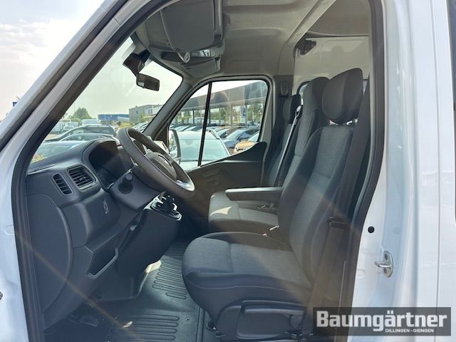 Fahrzeugabbildung Renault Master Combi dCi 135 L2H2 3,3t AHK