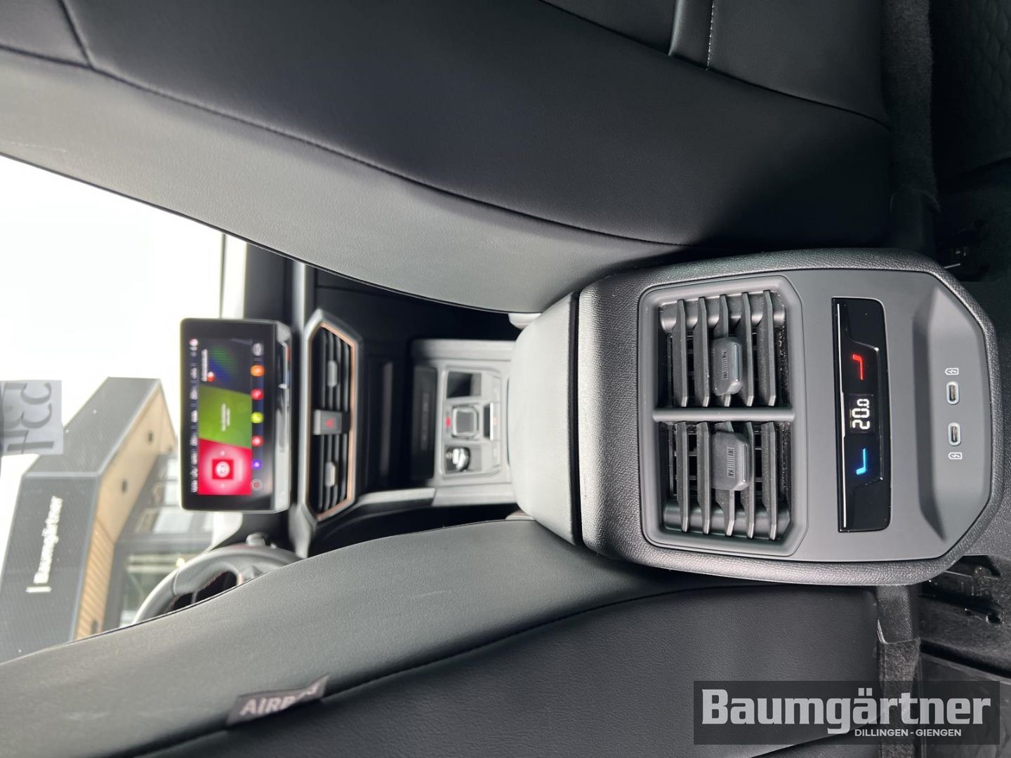 Fahrzeugabbildung CUPRA Leon Sportstourer Basis 1.5 eTSI DSG Klima/PDC