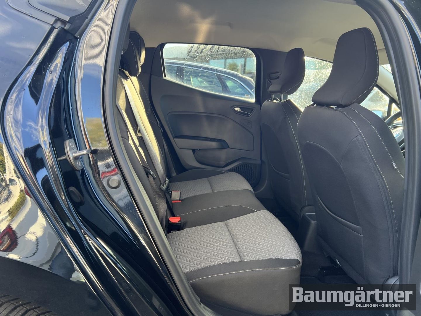 Fahrzeugabbildung Renault Clio Evolution TCe 90 X-tronic Klima/PDC/Sitzhei