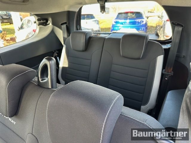 Fahrzeugabbildung Dacia Lodgy Stepway TCe 130 7-Sitzer Kamera/Sitzh./AHK