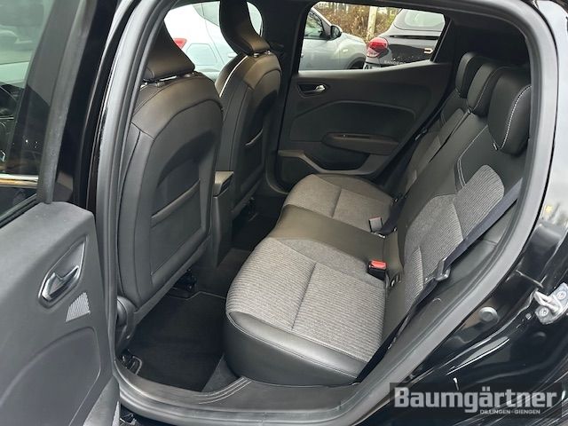 Fahrzeugabbildung Renault Clio Techno TCe 90 X-tronic Kamera/Winter-Paket