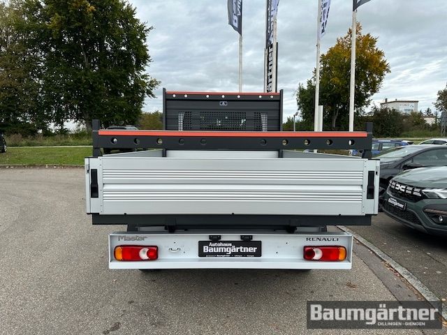 Fahrzeugabbildung Renault Master DoKa Blue dCi 145 L3H1 3,5t Pritsche