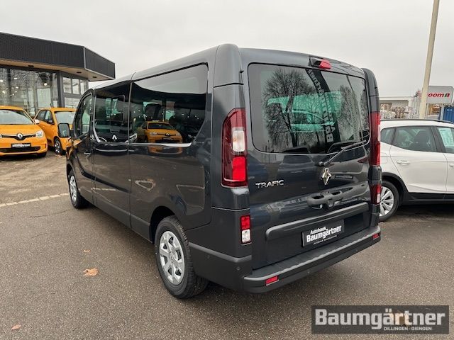 Fahrzeugabbildung Renault Trafic Grand Combi Life Blue dCi 150 EDC 8-Sitze