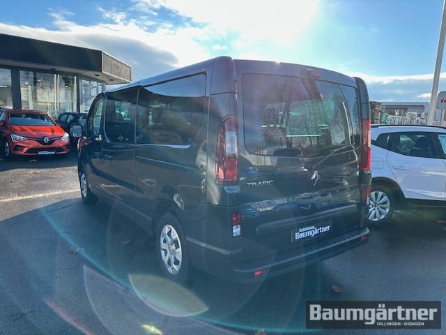 Fahrzeugabbildung Renault Trafic Grand Combi Life Blue dCi 150 EDC 9-Sitze