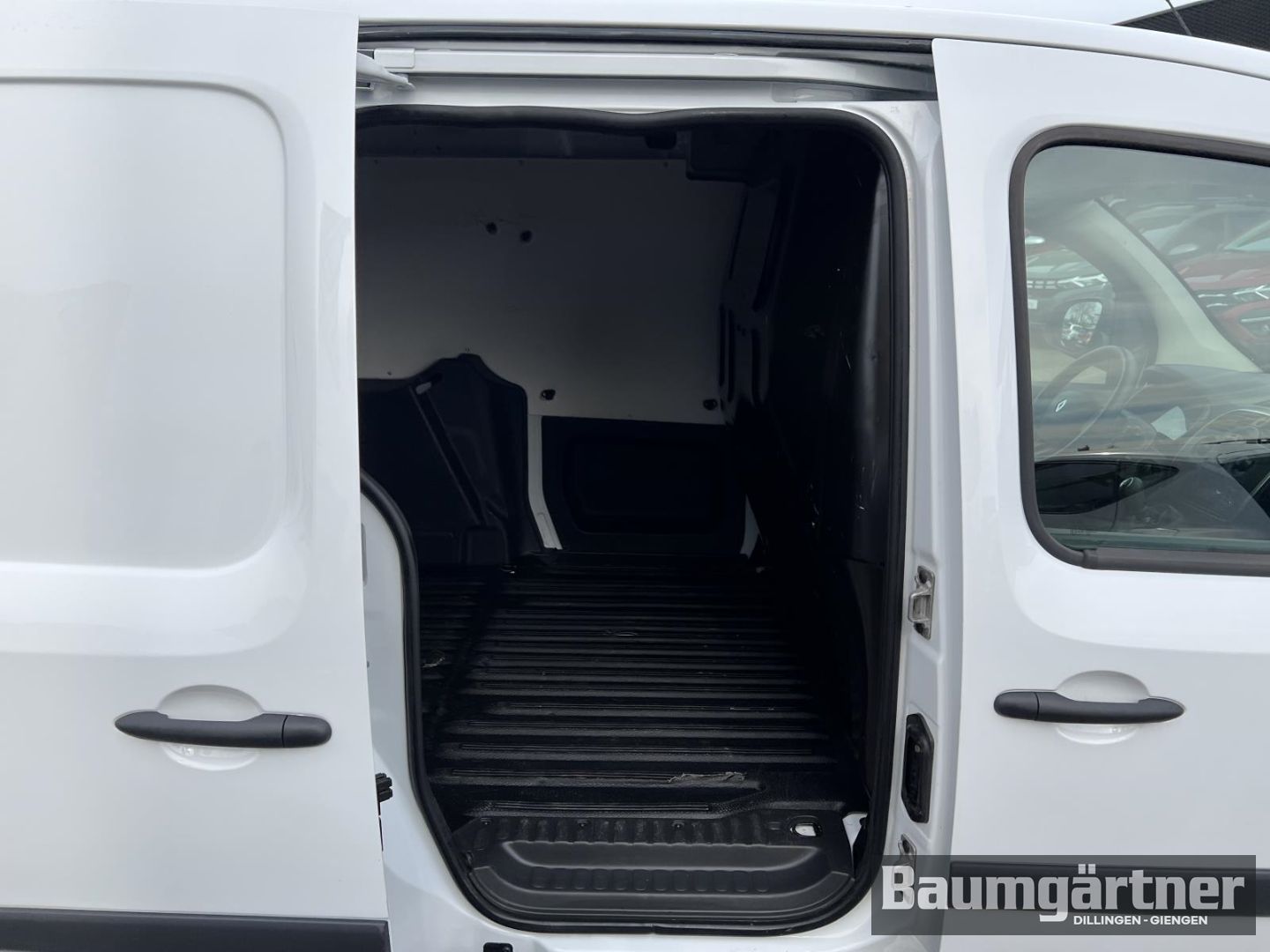 Fahrzeugabbildung Renault Kangoo Rapid Maxi Extra BLUE dCi 95 KLIMA/GJR