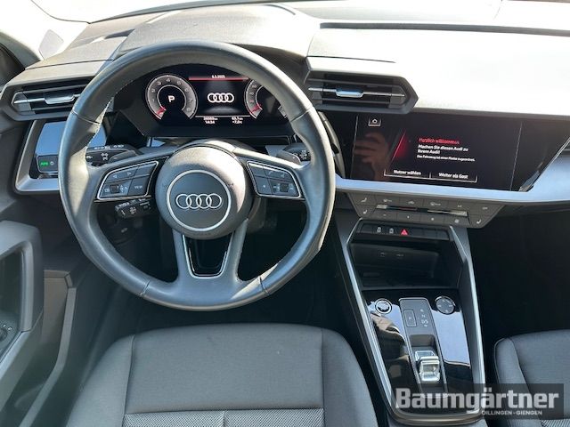 Fahrzeugabbildung Audi A3 Sportback 35 TFSI S-Line S-Tronic ACC/PDC/LED