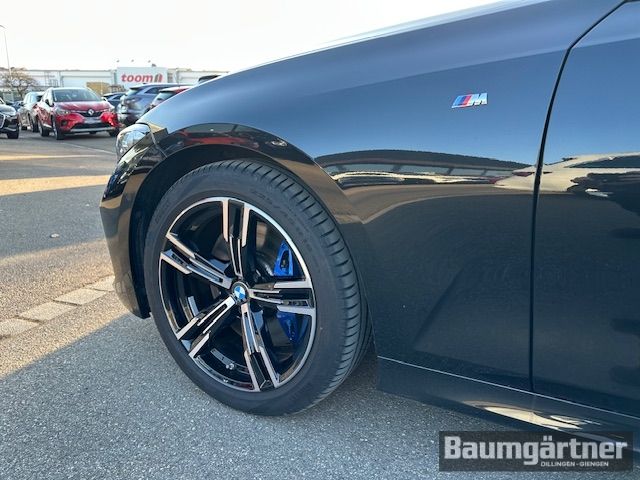 Fahrzeugabbildung BMW 330 i M-Sport Touring Kamera/ACC/LED/PDC/Sitzh.