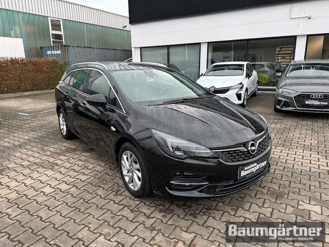 Fahrzeugabbildung Opel Astra ST Elegance 1.2 Turbo Kamera/Navi/Sitzheiz