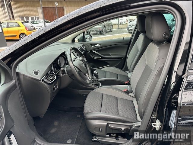 Fahrzeugabbildung Opel Astra ST Elegance 1.2 Turbo Kamera/Navi/Sitzheiz