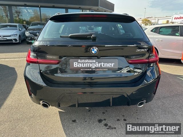 Fahrzeugabbildung BMW 330 i M-Sport Touring Kamera/ACC/AHK/PDC/Sitzh.
