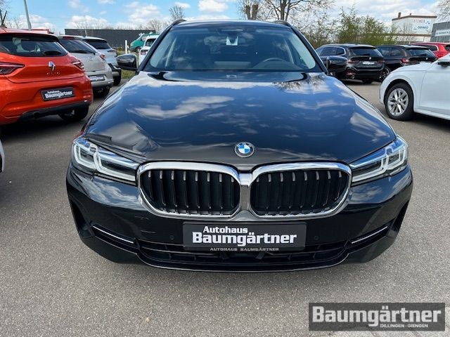 Fahrzeugabbildung BMW 520 d Touring Auto Mild-Hybrid Kamera/PDC/Sitzh.