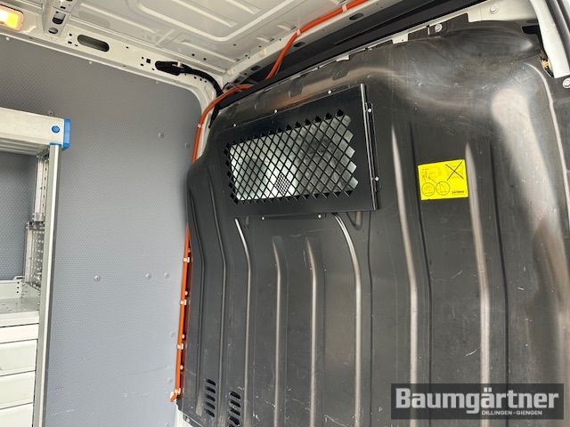 Fahrzeugabbildung Renault Master Kasten dCi 130 L2H2 3,5t Sortimo/AHK/GJR