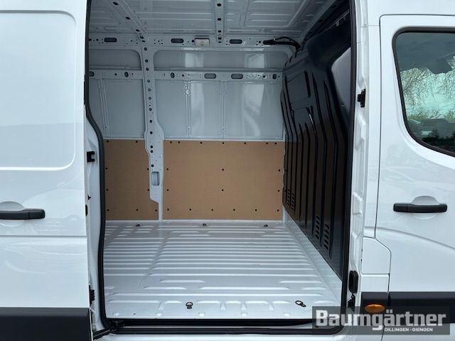 Fahrzeugabbildung Renault Master Kasten L3H2 3,5t Blue dCi 135 PDC/Komfort