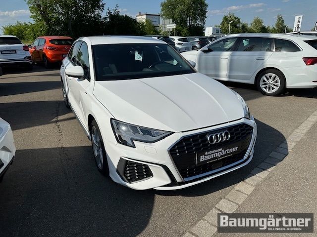 Fahrzeugabbildung Audi A3 Sportback 35 TFSI S-Line S-Tronic ACC/PDC/LED