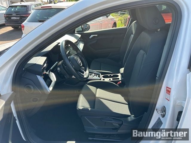 Fahrzeugabbildung Audi A3 Sportback 35 TFSI S-Line S-Tronic ACC/PDC/LED