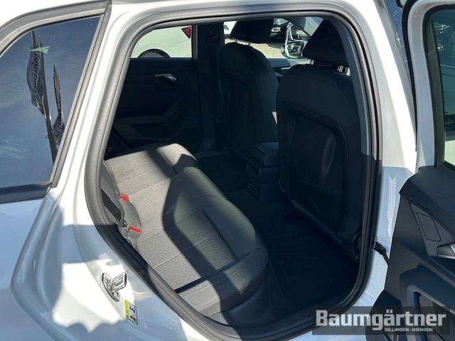 Fahrzeugabbildung Audi A3 Sportback 35 TFSI S-Line S-Tronic ACC/PDC/LED