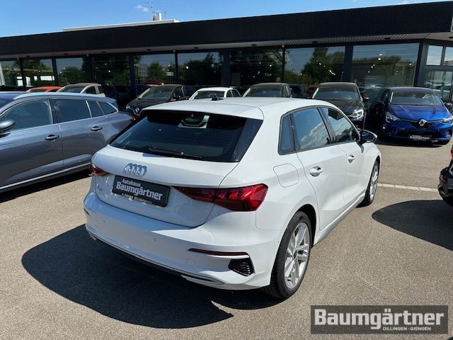Fahrzeugabbildung Audi A3 Sportback 35 TFSI Advanced S-Tronic ACC/PDC