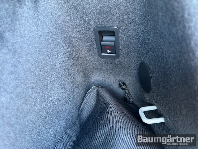 Fahrzeugabbildung Audi Q3 Advanced 35 TFSI S-Tronic Standheizung/AHK