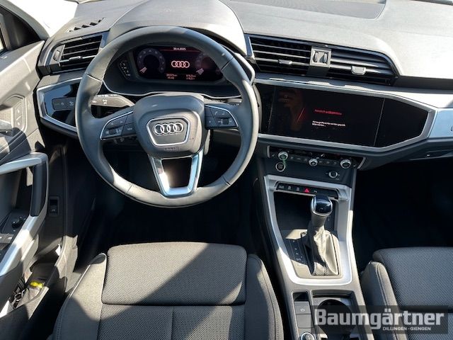 Fahrzeugabbildung Audi Q3 Advanced 35 TFSI S-Tronic Standheizung/AHK