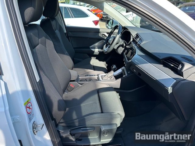 Fahrzeugabbildung Audi Q3 Advanced 35 TFSI S-Tronic Standheizung/AHK