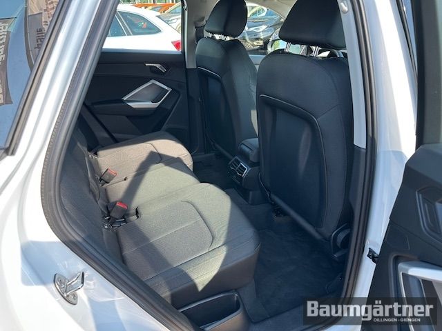 Fahrzeugabbildung Audi Q3 Advanced 35 TFSI S-Tronic Standheizung/AHK