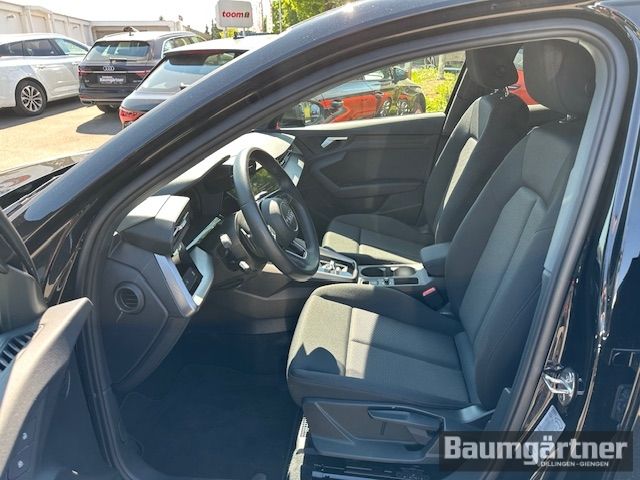 Fahrzeugabbildung Audi A3 Sportback 35 TFSI S-Line S-Tronic ACC/PDC/LED