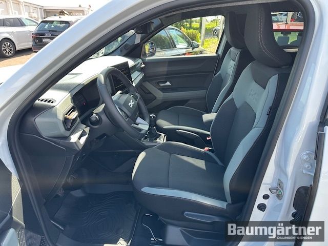 Fahrzeugabbildung Dacia Duster Extreme TCe 130 4WD Mild-Hybrid City-P.