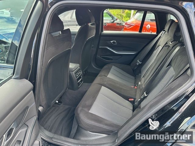 Fahrzeugabbildung BMW 330 i xDrive M-Sport Touring Kamera/ACC/Sitzh.