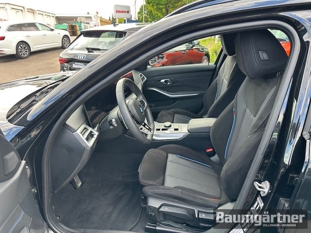 Fahrzeugabbildung BMW 330 i xDrive M-Sport Touring Kamera/ACC/Sitzh.