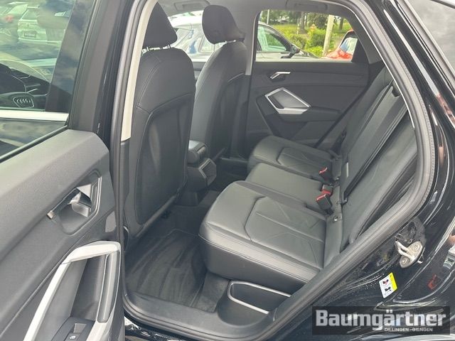 Fahrzeugabbildung Audi Q3 Sportback 35 TFSI S-Line S-Tronic Schiebedach