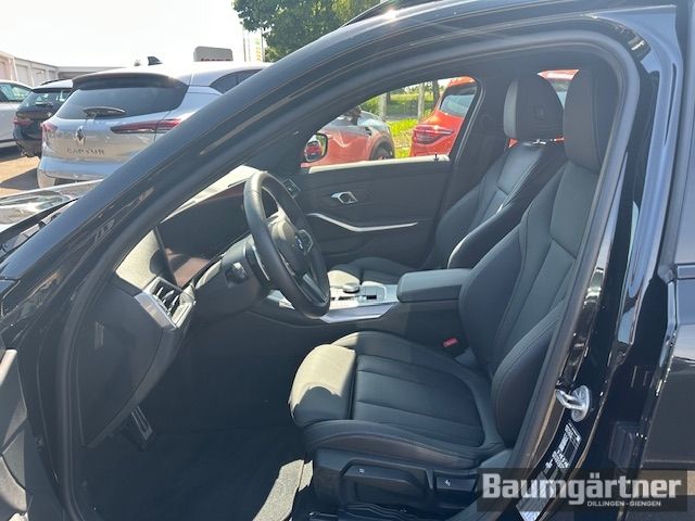 Fahrzeugabbildung BMW 330 i M-Sport Touring Kamera/ACC/AHK/PDC/Sitzh.
