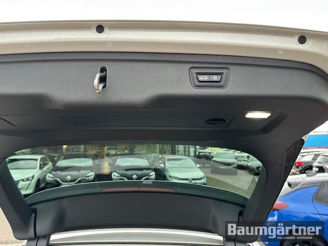 Fahrzeugabbildung BMW 330 d M-Sport Touring Auto Kamera/ACC/LED/Sitzh.