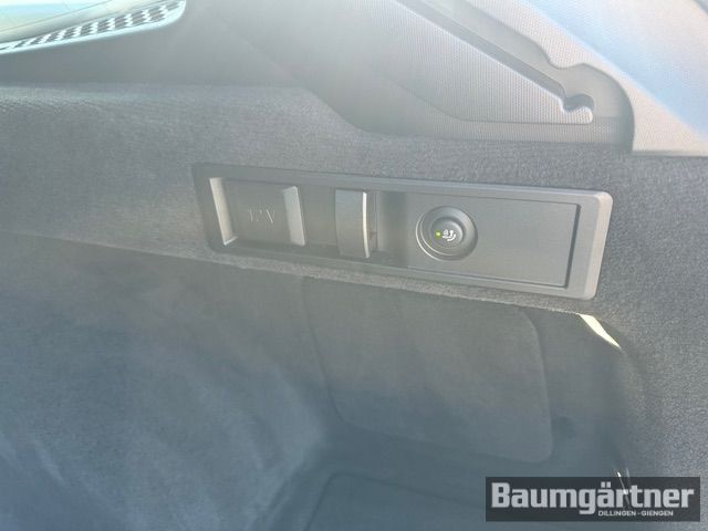 Fahrzeugabbildung BMW 330 i xDrive M Sport Touring Kamera/ACC/AHK/PDC