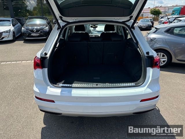 Fahrzeugabbildung Audi Q3 35 TFSI Proline Advanced 1.5 S-Tronic AHK/ACC