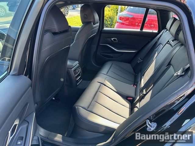 Fahrzeugabbildung BMW 330 i M-Sport Touring Kamera/ACC/AHK/PDC/Sitzh.